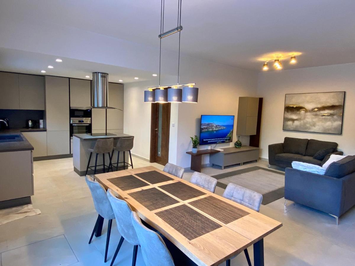 Maltese Garden Villa Моста Экстерьер фото