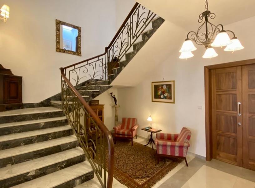 Maltese Garden Villa Моста Экстерьер фото