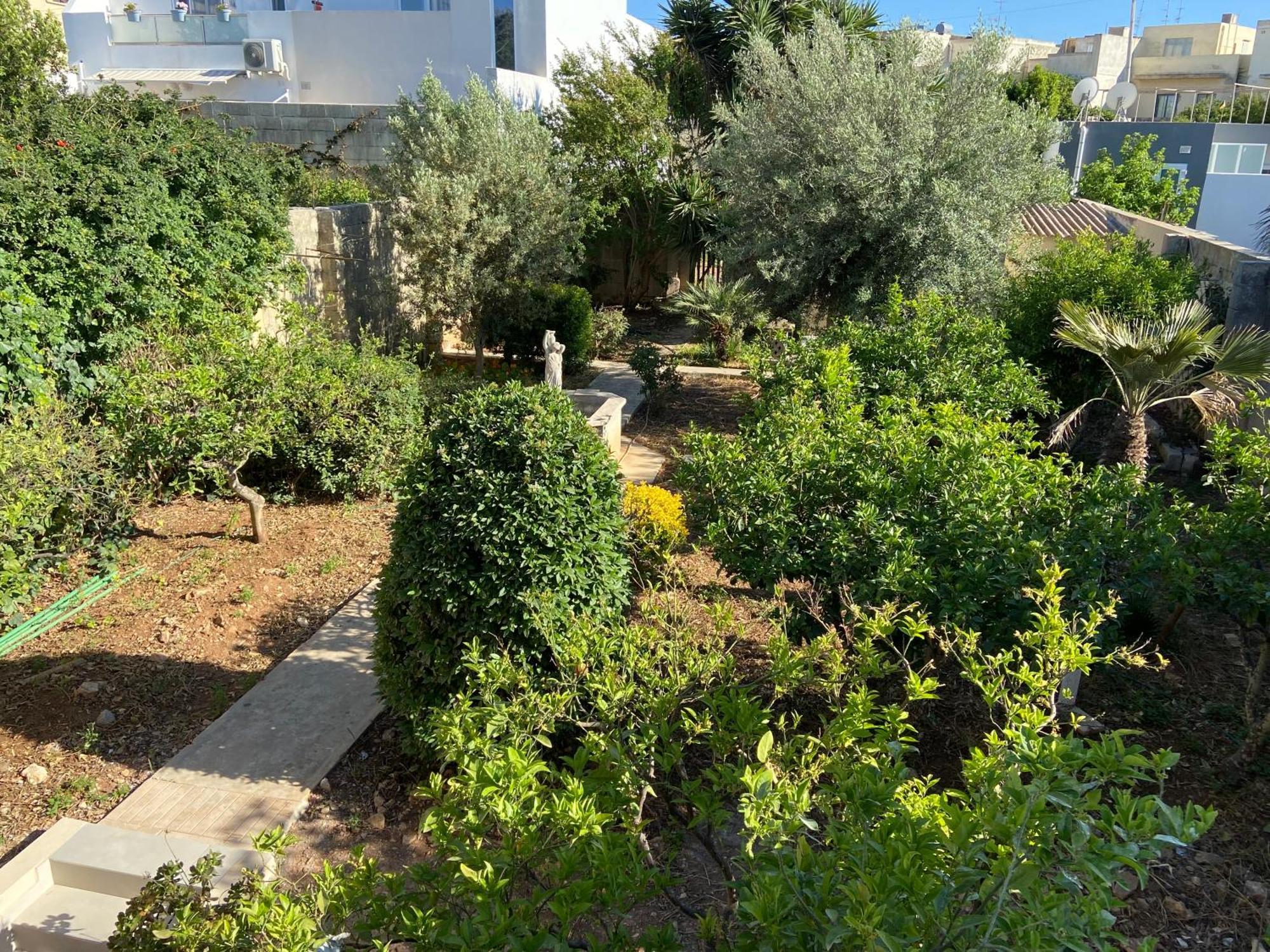 Maltese Garden Villa Моста Экстерьер фото